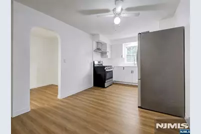 4-21 Saddle River Road 2 #2, Fair Lawn, NJ 07410 - Photo 3