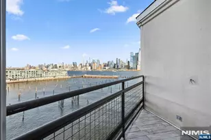 600 Harbor Blvd 1019, Weehawken, NJ 07086 - Photo 31