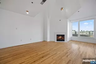 600 Harbor Blvd 1019, Weehawken, NJ 07086 - Photo 9
