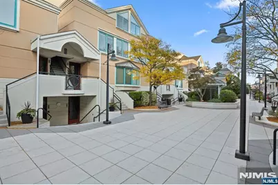 600 Harbor Boulevard 1019 #1019, Weehawken, NJ 07086 - Photo 33