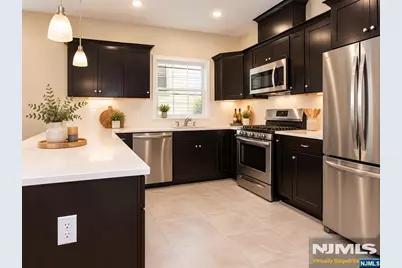 158 Grant Avenue 2 #2, East Newark, NJ 07029 - Photo 5