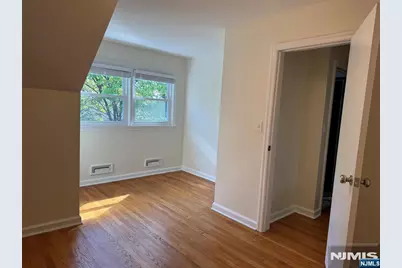 1118 Edgewood Lane, Fort Lee, NJ 07024 - Photo 25