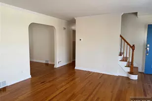 1118 Edgewood Ln, Fort Lee, NJ 07024 - Photo 5
