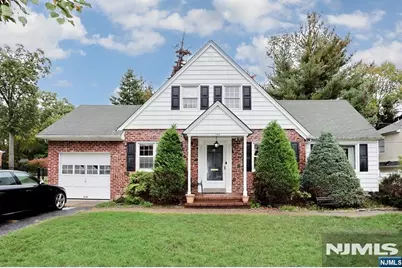 844 Bellis Parkway, Oradell, NJ 07649 - Photo 1