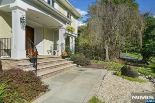 23 Ranch Rd, Upper Saddle River, NJ 07458 - Photo 5