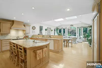 23 Ranch Road, Upper Saddle River, NJ 07458 - Photo 13