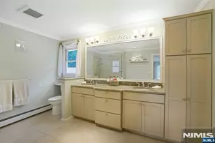 23 Ranch Rd, Upper Saddle River, NJ 07458 - Photo 23