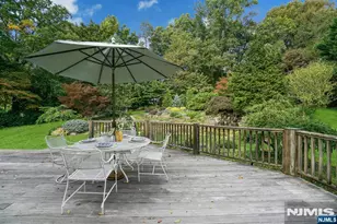 23 Ranch Rd, Upper Saddle River, NJ 07458 - Photo 33
