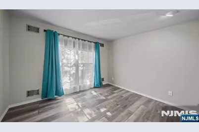1433 Teresa Drive, Fort Lee, NJ 07024 - Photo 11