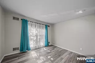 1433 Teresa Dr, Fort Lee, NJ 07024 - Photo 11