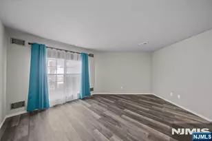 1433 Teresa Dr, Fort Lee, NJ 07024 - Photo 7