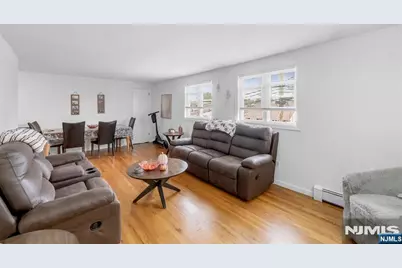 304 Lake Avenue, Lyndhurst Township, NJ 07071 - Photo 7