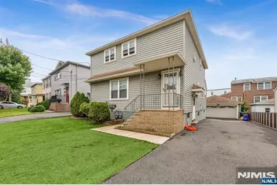 304 Lake Avenue, Lyndhurst Township, NJ 07071 - Photo 3