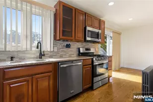 162 Chestnut Ave, Bogota, NJ 07603 - Photo 7