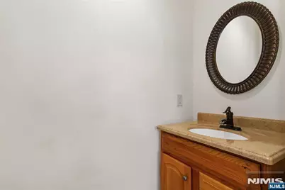 162 Chestnut Avenue, Bogota, NJ 07603 - Photo 11