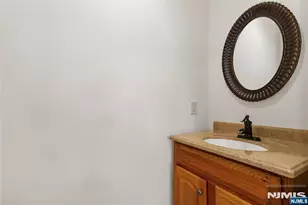 162 Chestnut Ave, Bogota, NJ 07603 - Photo 11