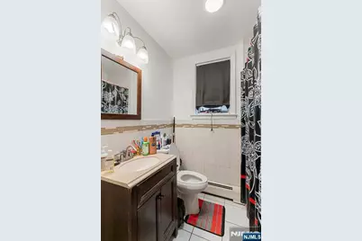 127A Terhune Avenue, Jersey City, NJ 07305 - Photo 21