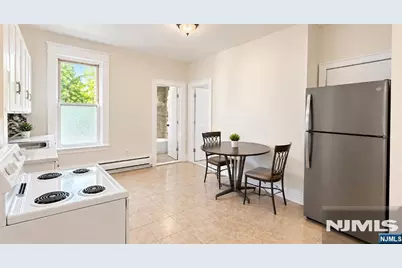 94 Van Nostrand Avenue, Jersey City, NJ 07305 - Photo 5