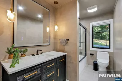 888 Briarwoods Road, Franklin Lakes, NJ 07417 - Photo 21