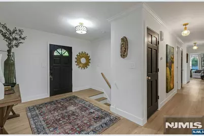 888 Briarwoods Road, Franklin Lakes, NJ 07417 - Photo 3