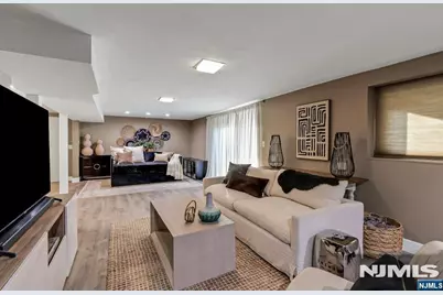 888 Briarwoods Road, Franklin Lakes, NJ 07417 - Photo 23