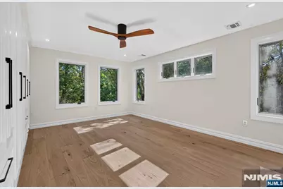 71 Beechwood Drive, Hillsdale, NJ 07642 - Photo 31