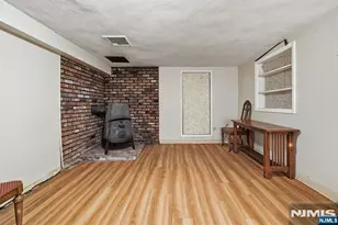 8 N 1st St, Park Ridge, NJ 07656 - Photo 23