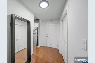175 Rochelle Avenue 218 #218, Rochelle Park Township, NJ 07662 - Photo 5