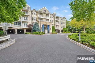 175 Rochelle Ave 218, Rochelle Park Township, NJ 07662 - Photo 1