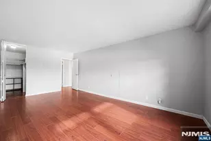 7855 Blvd 26G, North Bergen, NJ 07047 - Photo 23