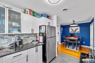 489 Jersey Ave B, Fairview, NJ 07022 - Photo 9