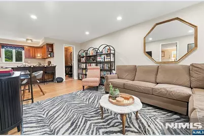 5 McKinley Avenue, Caldwell, NJ 07006 - Photo 11