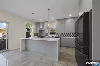 250 Hagan Place, Secaucus, NJ 07094 - Photo 7