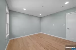 250 Hagan Pl, Secaucus, NJ 07094 - Photo 31