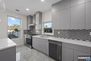 250 Hagan Pl, Secaucus, NJ 07094 - Photo 9