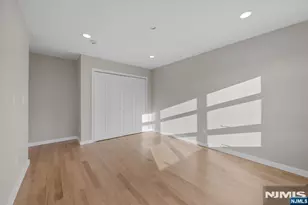 250 Hagan Pl, Secaucus, NJ 07094 - Photo 33