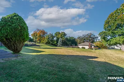 823 Alps Road, Wayne, NJ 07470 - Photo 3