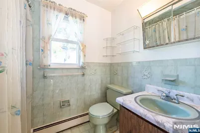 823 Alps Road, Wayne, NJ 07470 - Photo 15