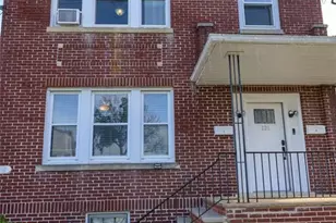 121 Baldwin Pl, Bloomfield, NJ 07003 - Photo 1