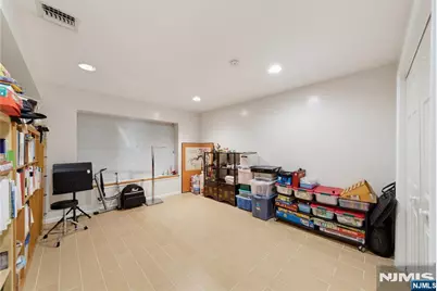 11 Lakeview Drive, Old Tappan, NJ 07675 - Photo 25