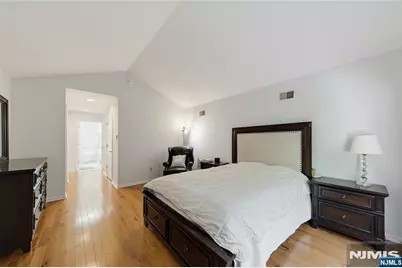 11 Lakeview Drive, Old Tappan, NJ 07675 - Photo 11