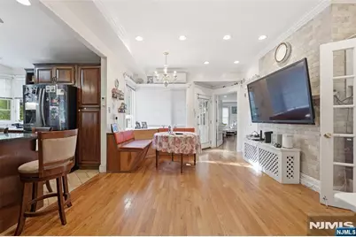210 Leonia Avenue, Leonia, NJ 07605 - Photo 25
