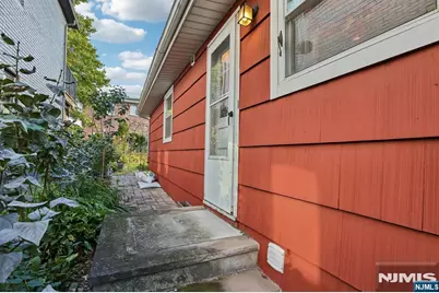 326 3rd Street, Palisades Park, NJ 07650 - Photo 35