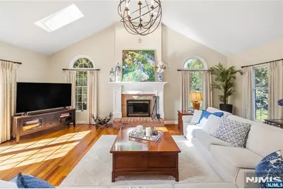11 Ewing Drive, Flemington, NJ 08822 - Photo 7