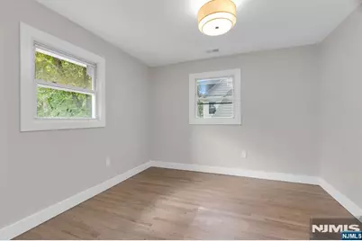 300 Tremont Avenue, Orange, NJ 07050 - Photo 33
