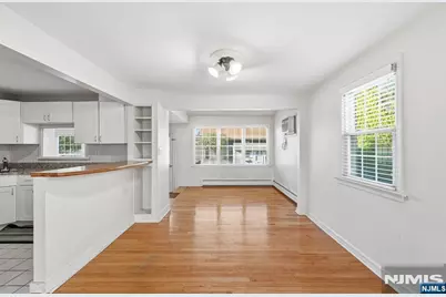 23-29 Dorchester, Fair Lawn, NJ 07410 - Photo 7