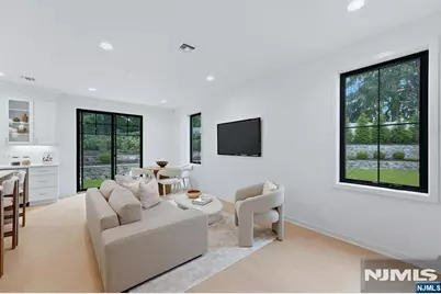 17 Fey Place, Oradell, NJ 07649 - Photo 7