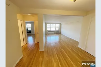 1541 Lemoine Avenue 4C #4C, Fort Lee, NJ 07024 - Photo 5