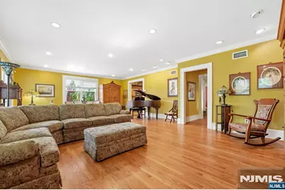 76 Summit, Hackensack, NJ 07601 - Photo 15