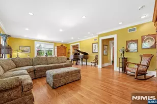76 Summit, Hackensack, NJ 07601 - Photo 15